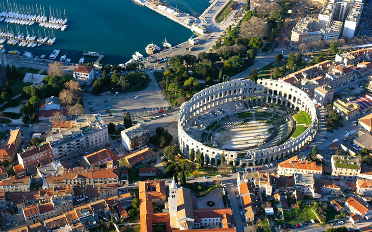 Amphitheatre Pula